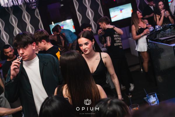TAYLOR MEGA all'Opium Club, discoteca di Pordenone &ndash; foto 44