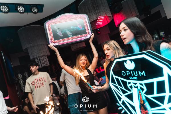 TAYLOR MEGA all'Opium Club, discoteca di Pordenone &ndash; foto 49