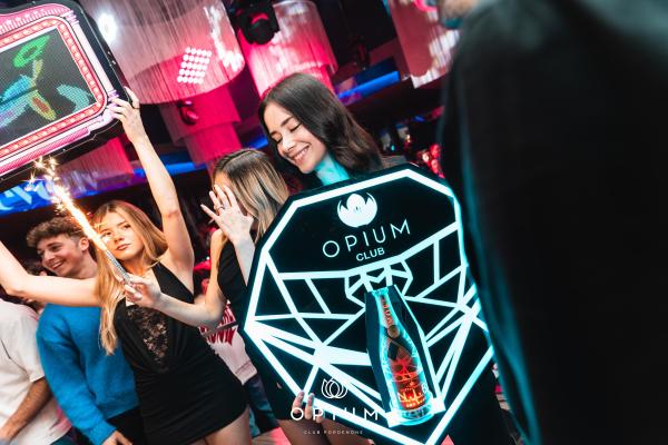 TAYLOR MEGA all'Opium Club, discoteca di Pordenone &ndash; foto 51