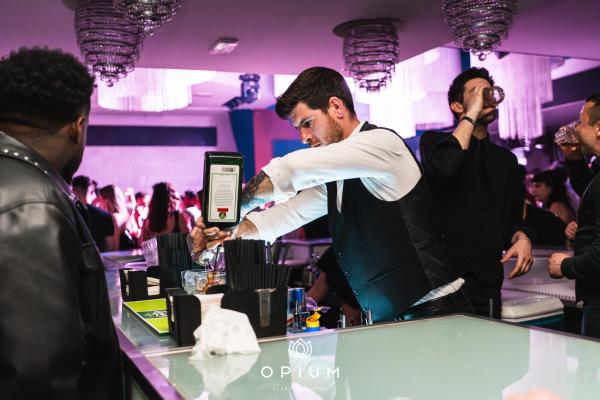 TAYLOR MEGA all'Opium Club, discoteca di Pordenone &ndash; foto 53