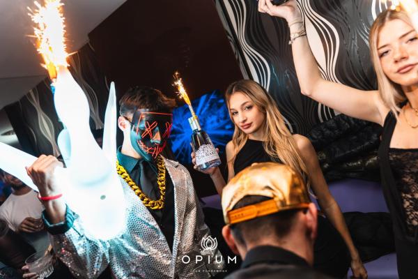 TAYLOR MEGA all'Opium Club, discoteca di Pordenone &ndash; foto 7