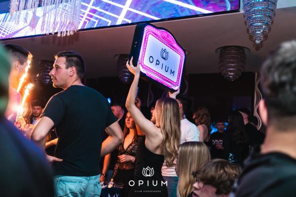 TAYLOR MEGA all'Opium Club, discoteca di Pordenone &ndash; foto 16