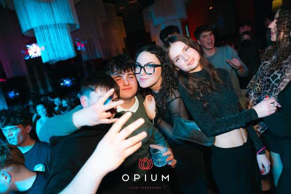 Nerissima Serpe all'Opium Club, discoteca di Pordenone &ndash; foto 14