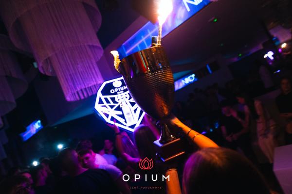 Low Red all'Opium Club, discoteca di Pordenone &ndash; foto 13
