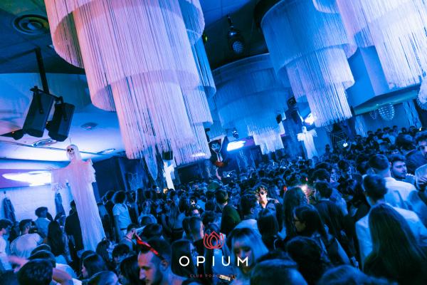 Halloween Italiano all'Opium Club, discoteca di Pordenone &ndash; foto 127