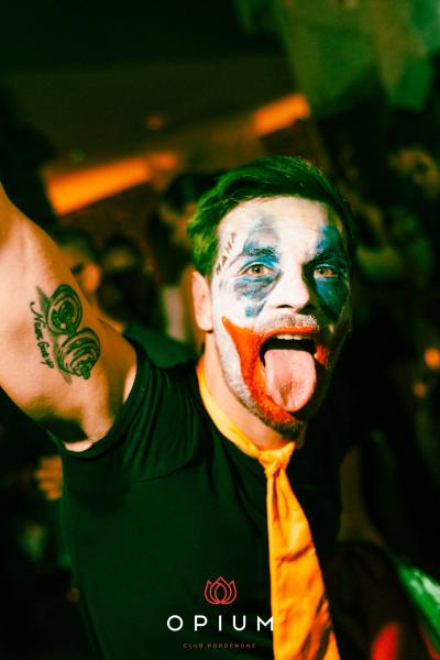 Halloween Italiano all'Opium Club, discoteca di Pordenone &ndash; foto 149