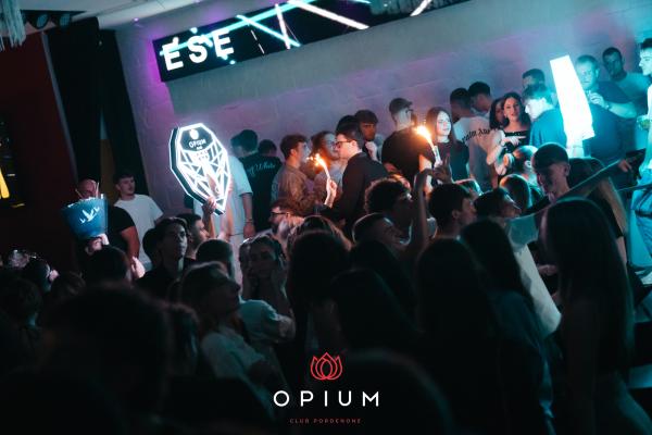 Girl Power all'Opium Club, discoteca di Pordenone &ndash; foto 74