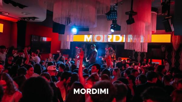 Mordimi all'Opium Club, discoteca di Pordenone &ndash; foto 4