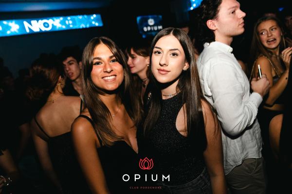 Opening all'Opium Club, discoteca di Pordenone &ndash; foto 13