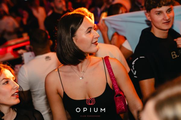 Opening all'Opium Club, discoteca di Pordenone &ndash; foto 33