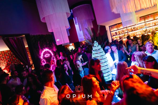 Opening all'Opium Club, discoteca di Pordenone &ndash; foto 46