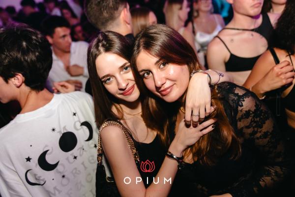 Opening all'Opium Club, discoteca di Pordenone &ndash; foto 55