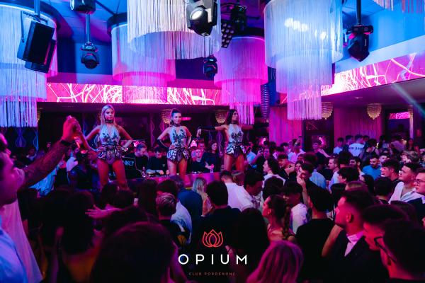 Opening all'Opium Club, discoteca di Pordenone &ndash; foto 63