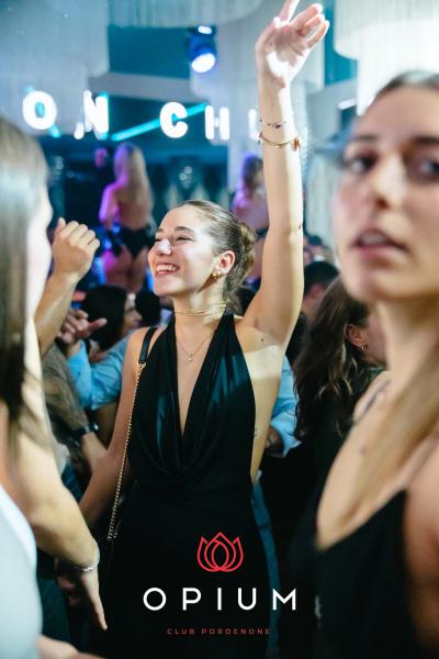 Opening all'Opium Club, discoteca di Pordenone &ndash; foto 93