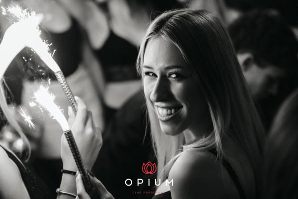 Opening all'Opium Club, discoteca di Pordenone &ndash; foto 97