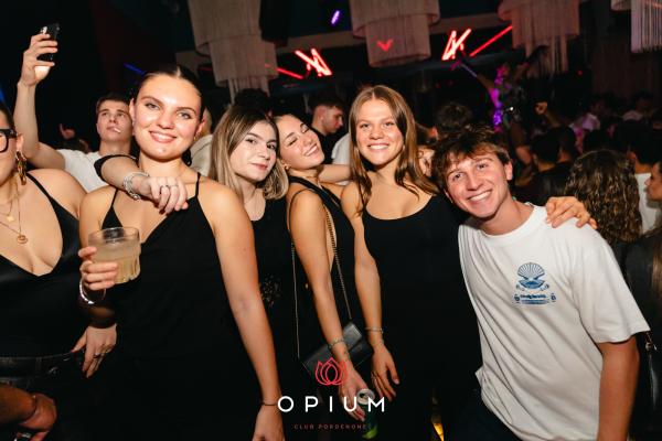 Opening all'Opium Club, discoteca di Pordenone &ndash; foto 134