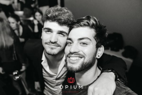 Opening all'Opium Club, discoteca di Pordenone &ndash; foto 138