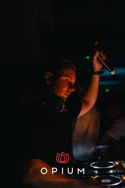 Opening all'Opium Club, discoteca di Pordenone &ndash; foto 177