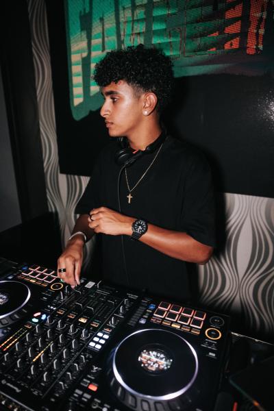 Opening Act all'Opium Club, discoteca di Pordenone &ndash; foto 19