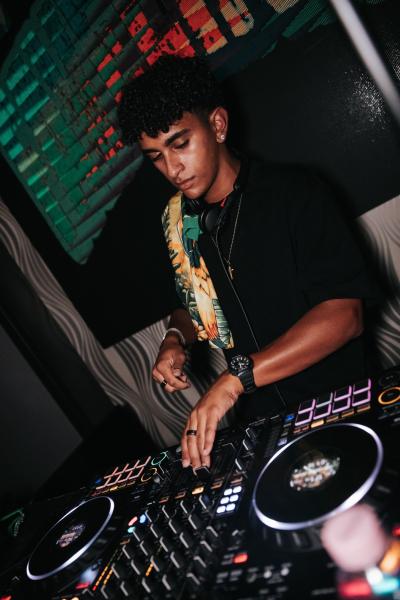 Opening Act all'Opium Club, discoteca di Pordenone &ndash; foto 77