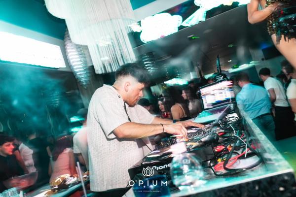 100 giorni all'Opium Club, discoteca di Pordenone &ndash; foto 39
