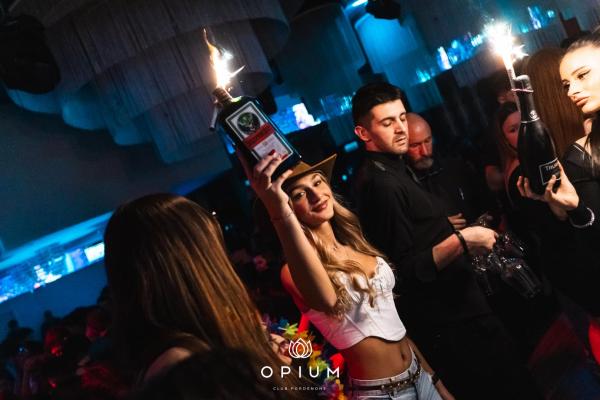 100 giorni all'Opium Club, discoteca di Pordenone &ndash; foto 75
