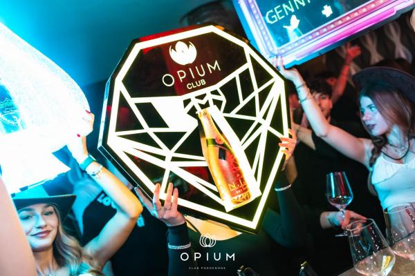 100 giorni all'Opium Club, discoteca di Pordenone &ndash; foto 113