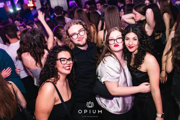 100 giorni all'Opium Club, discoteca di Pordenone &ndash; foto 128