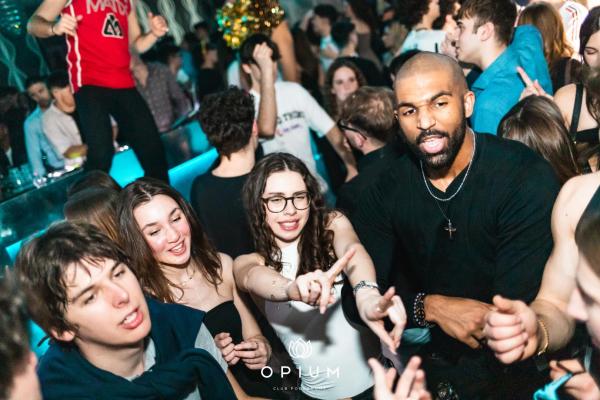 100 giorni all'Opium Club, discoteca di Pordenone &ndash; foto 140