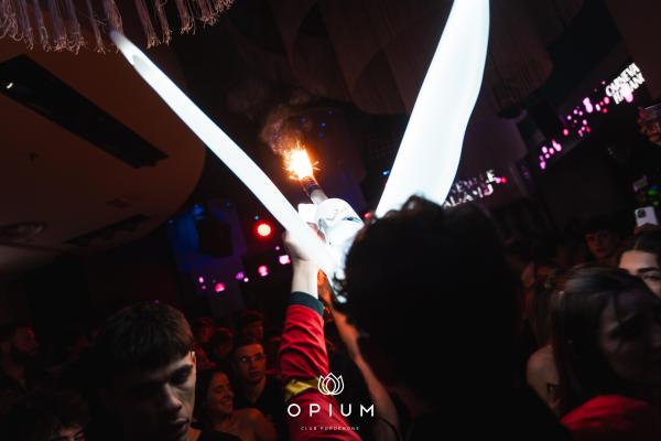 CARNEVALE ITALIANO all'Opium Club, discoteca di Pordenone &ndash; foto 16