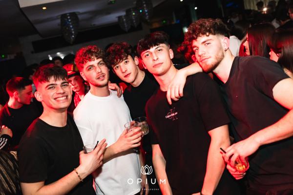 CARNEVALE ITALIANO all'Opium Club, discoteca di Pordenone &ndash; foto 86
