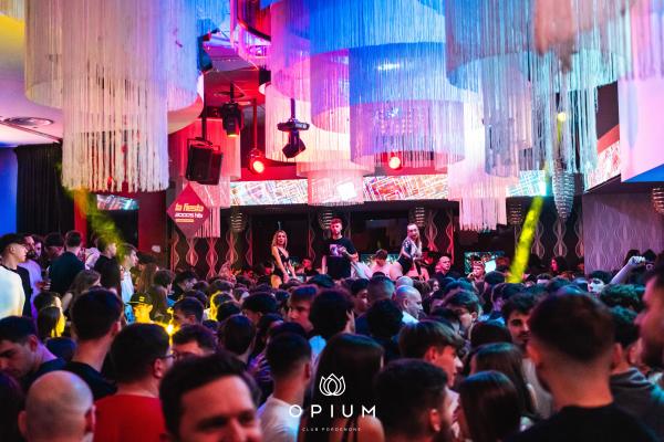 2000 HIT all'Opium Club, discoteca di Pordenone &ndash; foto 50