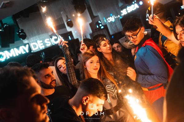 2000 HIT all'Opium Club, discoteca di Pordenone &ndash; foto 146