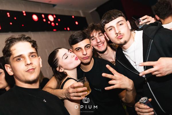 Senorita all'Opium Club, discoteca di Pordenone &ndash; foto 20