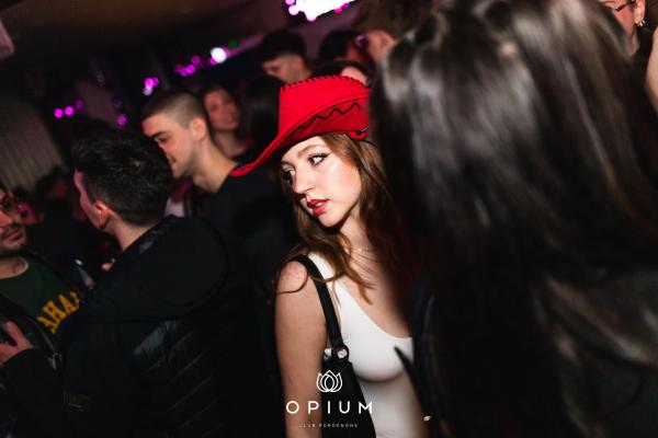Senorita all'Opium Club, discoteca di Pordenone &ndash; foto 60