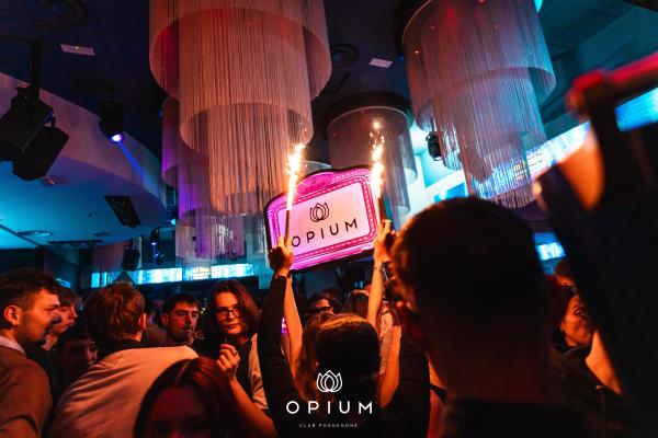 Senorita all'Opium Club, discoteca di Pordenone &ndash; foto 98