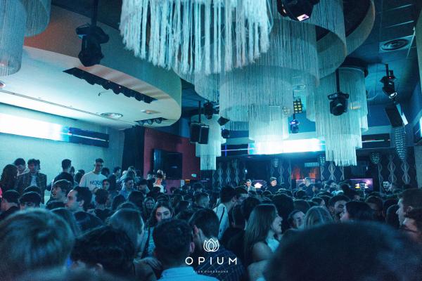 CA$H OUT all'Opium Club, discoteca di Pordenone &ndash; foto 25