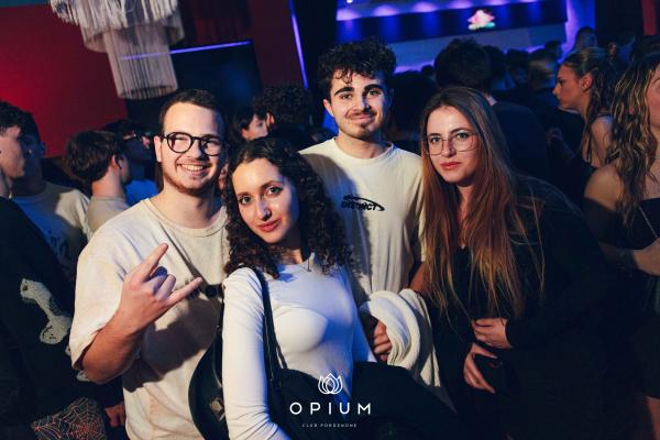 CA$H OUT all'Opium Club, discoteca di Pordenone &ndash; foto 26