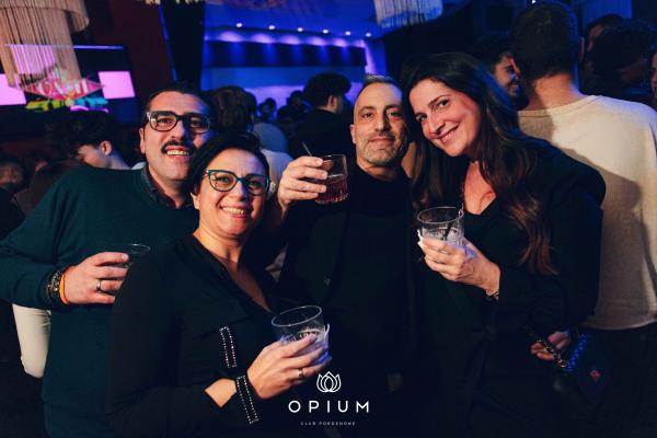 CA$H OUT all'Opium Club, discoteca di Pordenone &ndash; foto 27