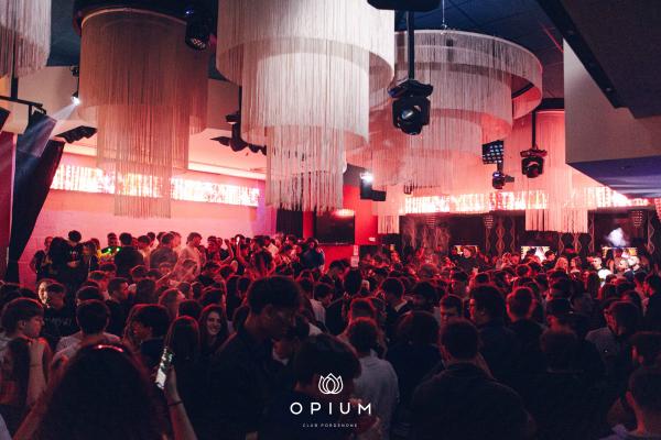 CA$H OUT all'Opium Club, discoteca di Pordenone &ndash; foto 36